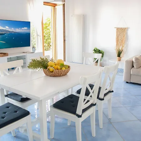 Fountain House Sorrento Apartment
