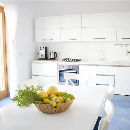 Fountain House Sorrento Apartment *
