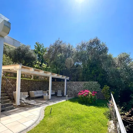 Fountain House Sorrento * سانتّانييلّو